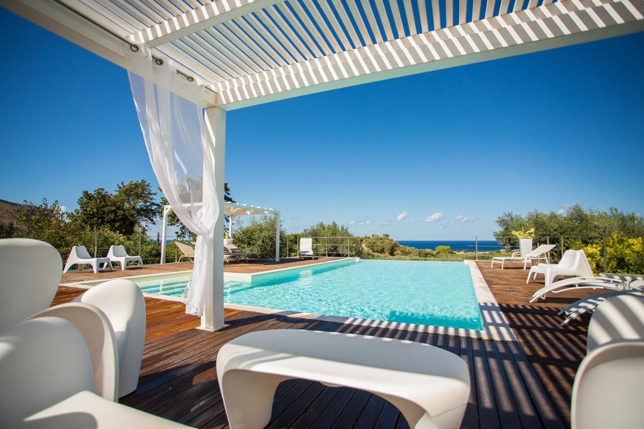 Villa Maria Una Finestra Sul Mare ヴァルデーリチェ エクステリア 写真