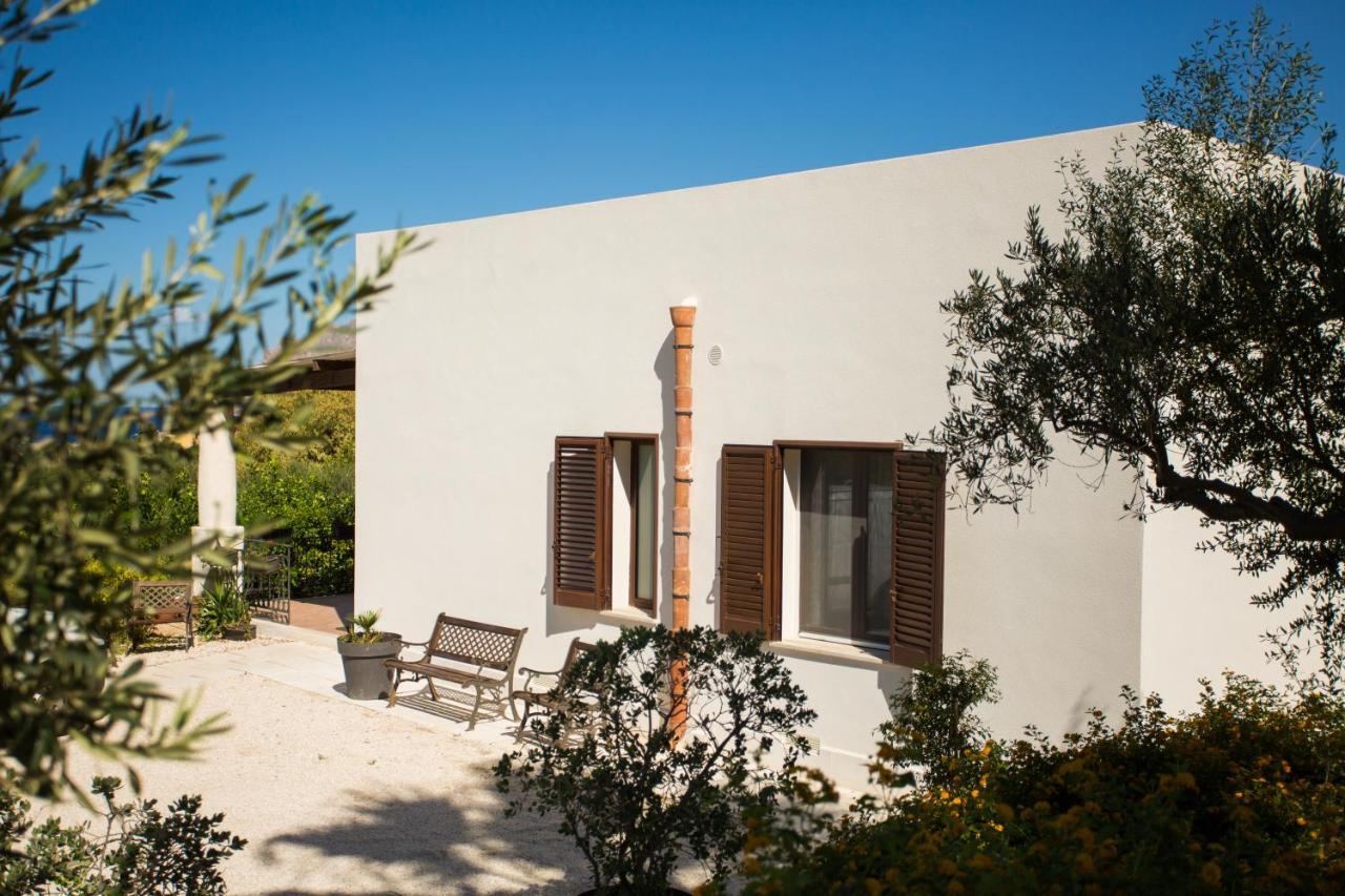 Villa Maria Una Finestra Sul Mare ヴァルデーリチェ エクステリア 写真